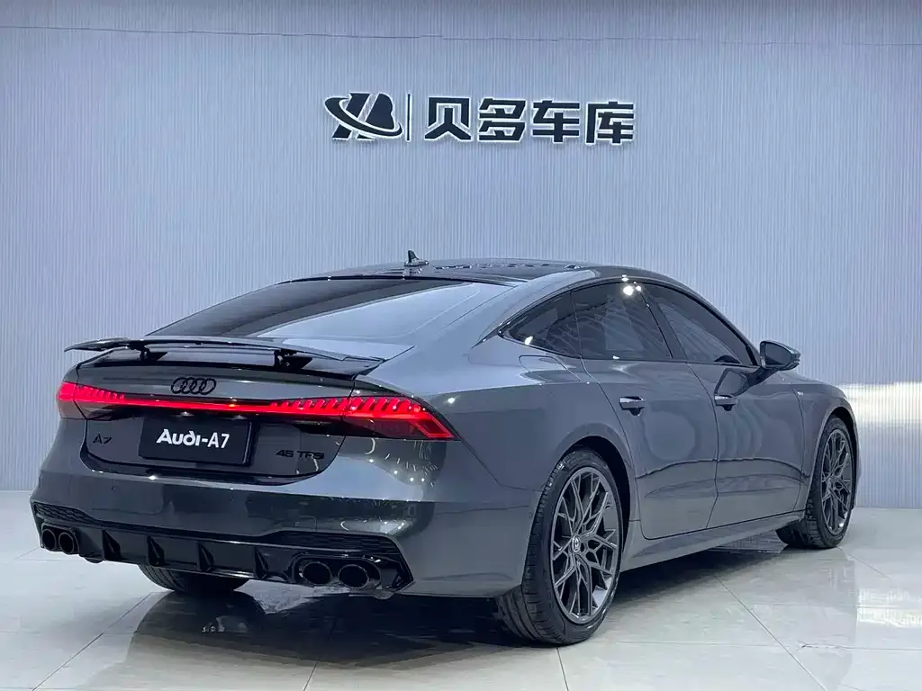 Audi A7 — фото 6