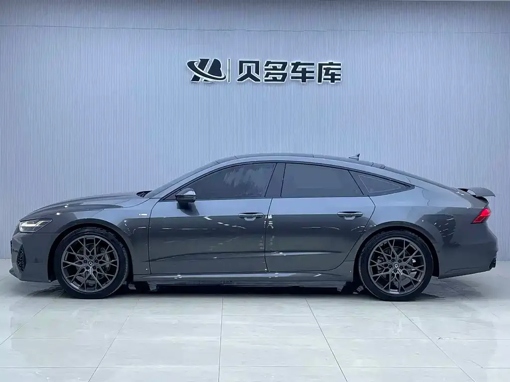 Audi A7 — фото 5
