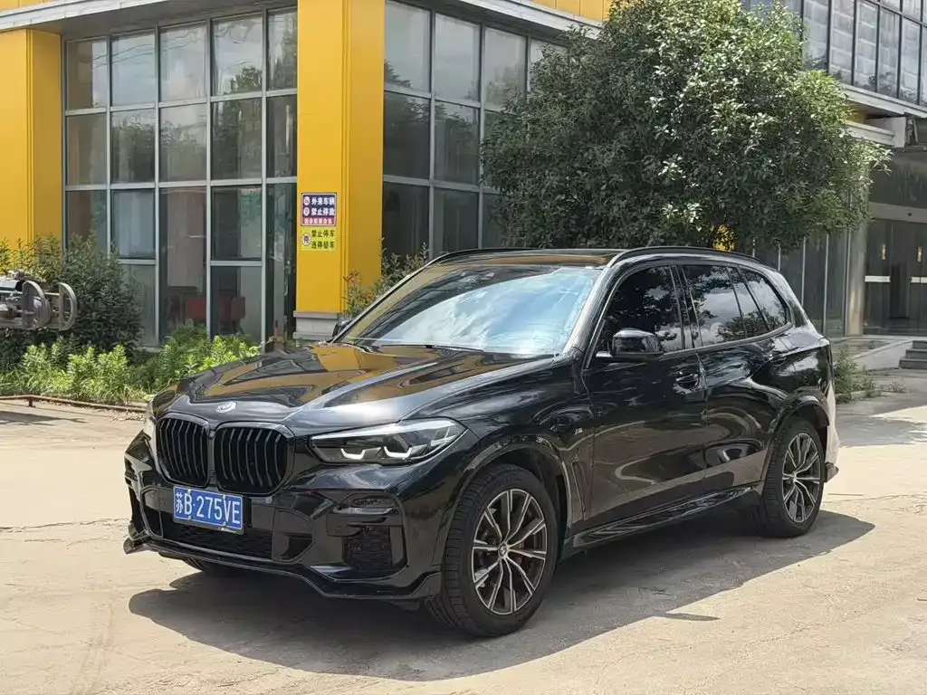 BMW X5 (Import) — фото 1