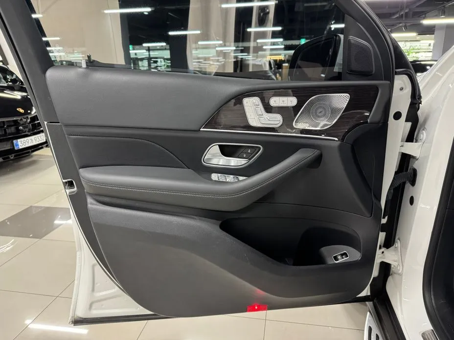 Mercedes-Benz GLE-Class — фото 10