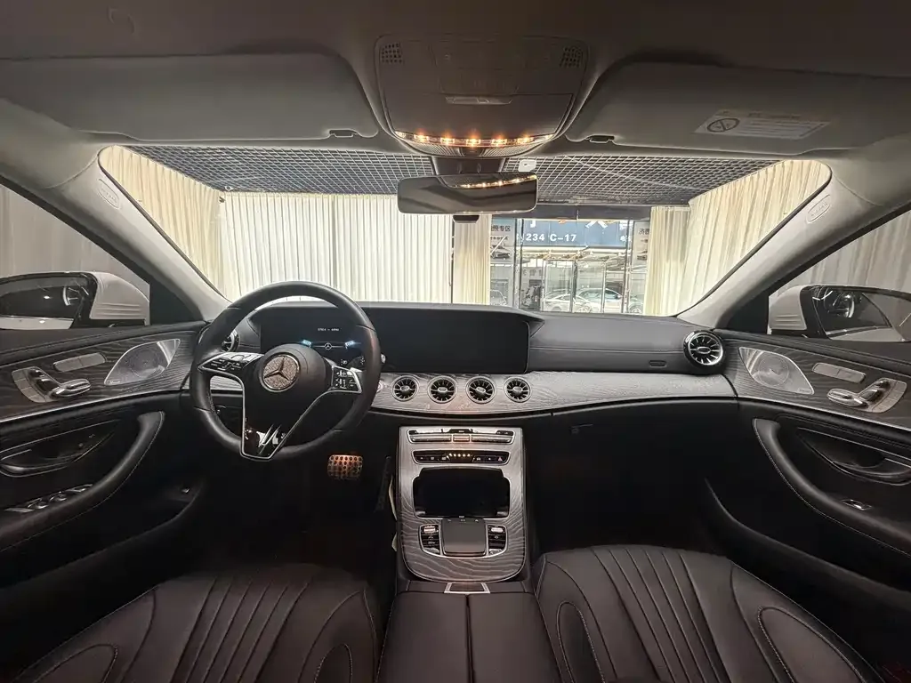 Mercedes-Benz CLS — фото 7