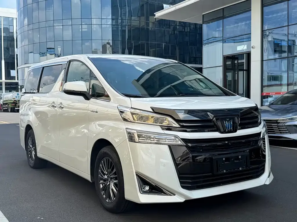 Toyota Vellfire — фото 9