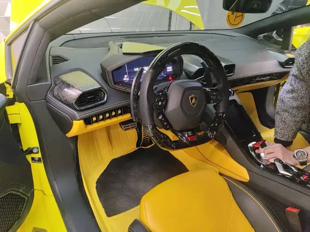 Lamborghini Huracan — фото 8