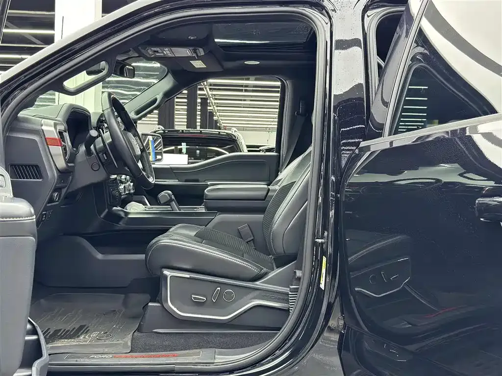 Ford F-150 Raptor — фото 8