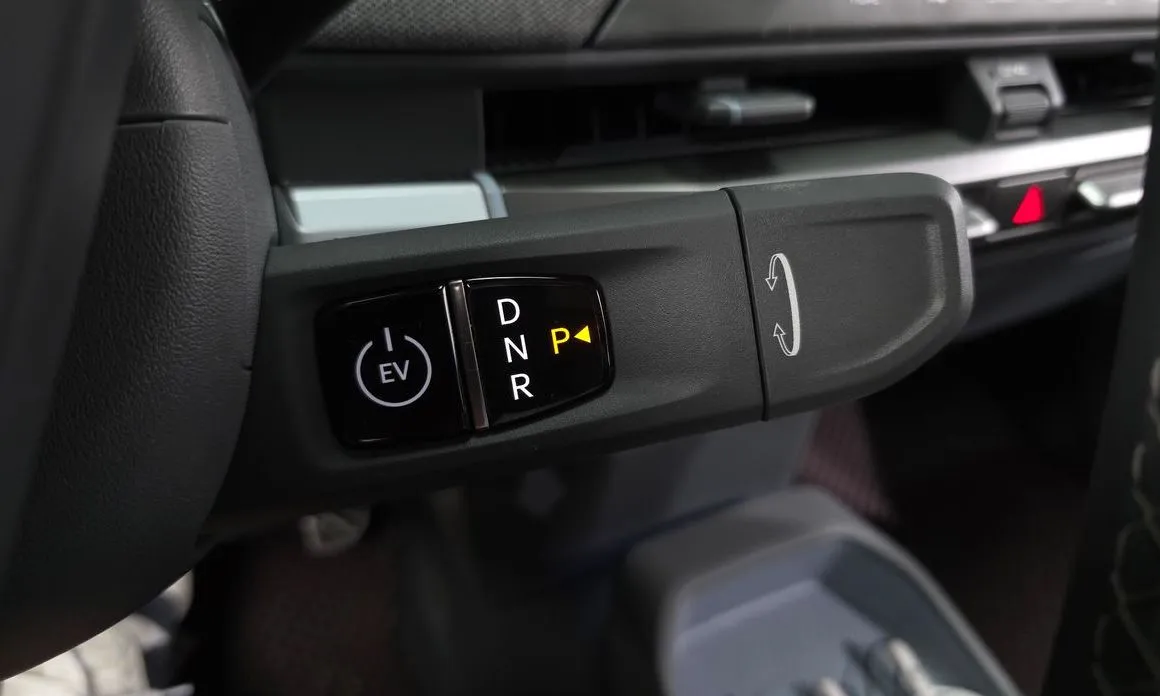 Kia EV3 — фото 7