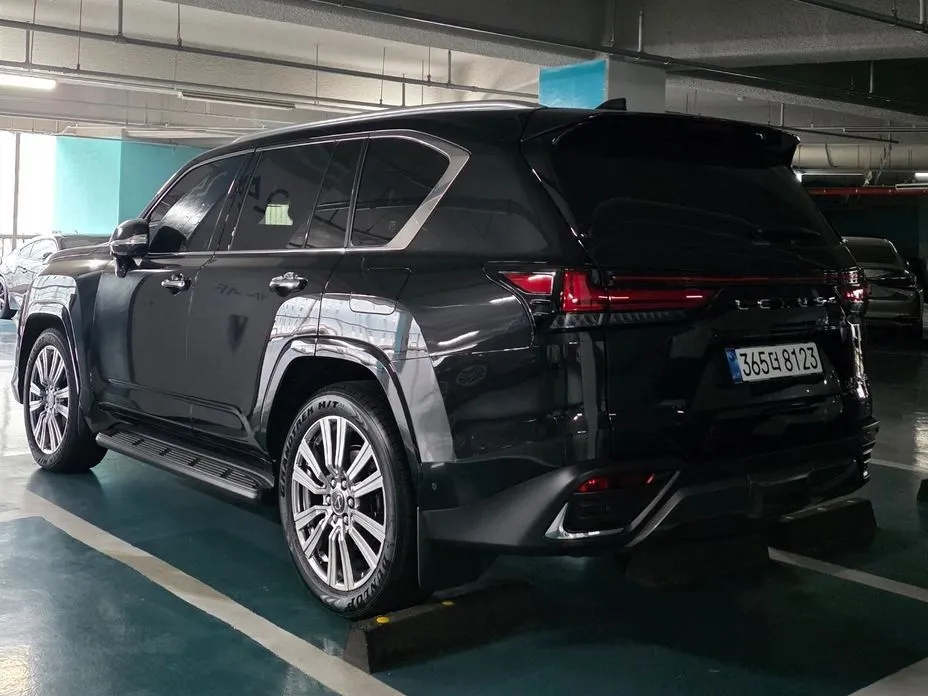 Lexus LX — фото 2