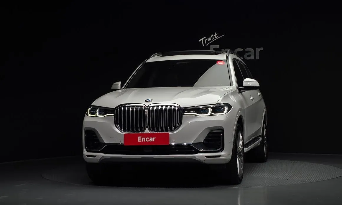 BMW X7 — фото 2