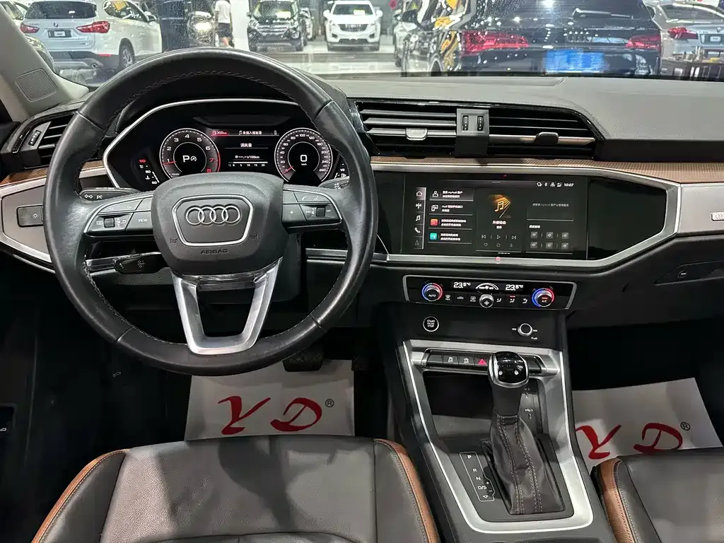 Audi Q3 — фото 3