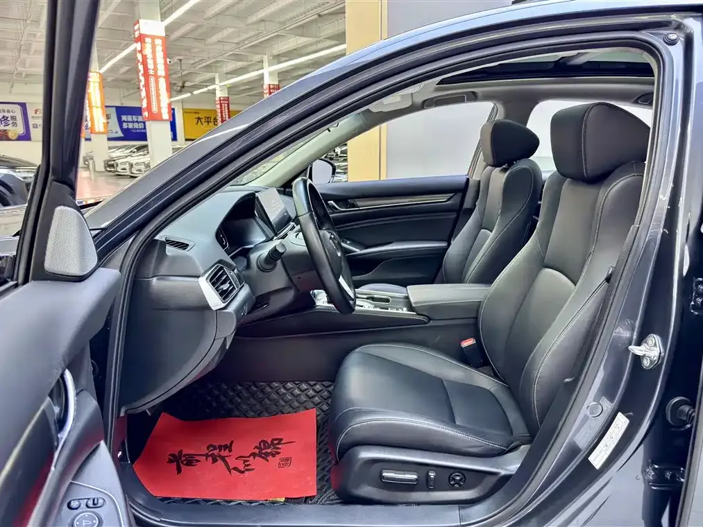 Honda Accord — фото 5