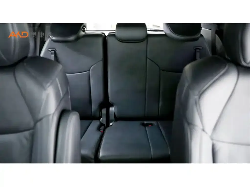 Toyota Sienna — фото 6