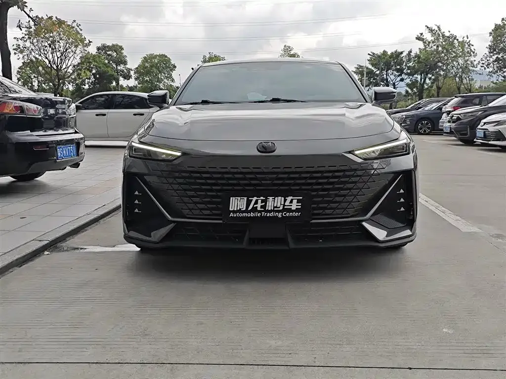 Changan UNI-V — фото 6