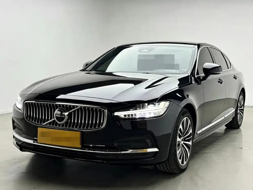Volvo S90 — фото 1