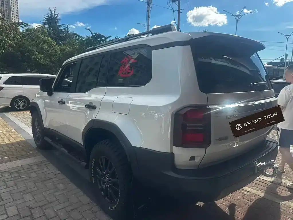 Toyota Prado — фото 3