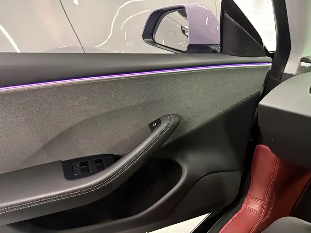 Tesla Model 3 — фото 6