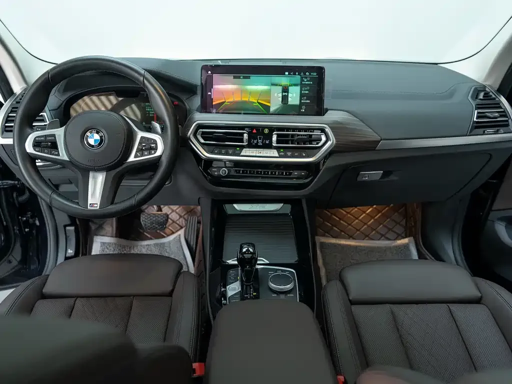 BMW X3 — фото 10