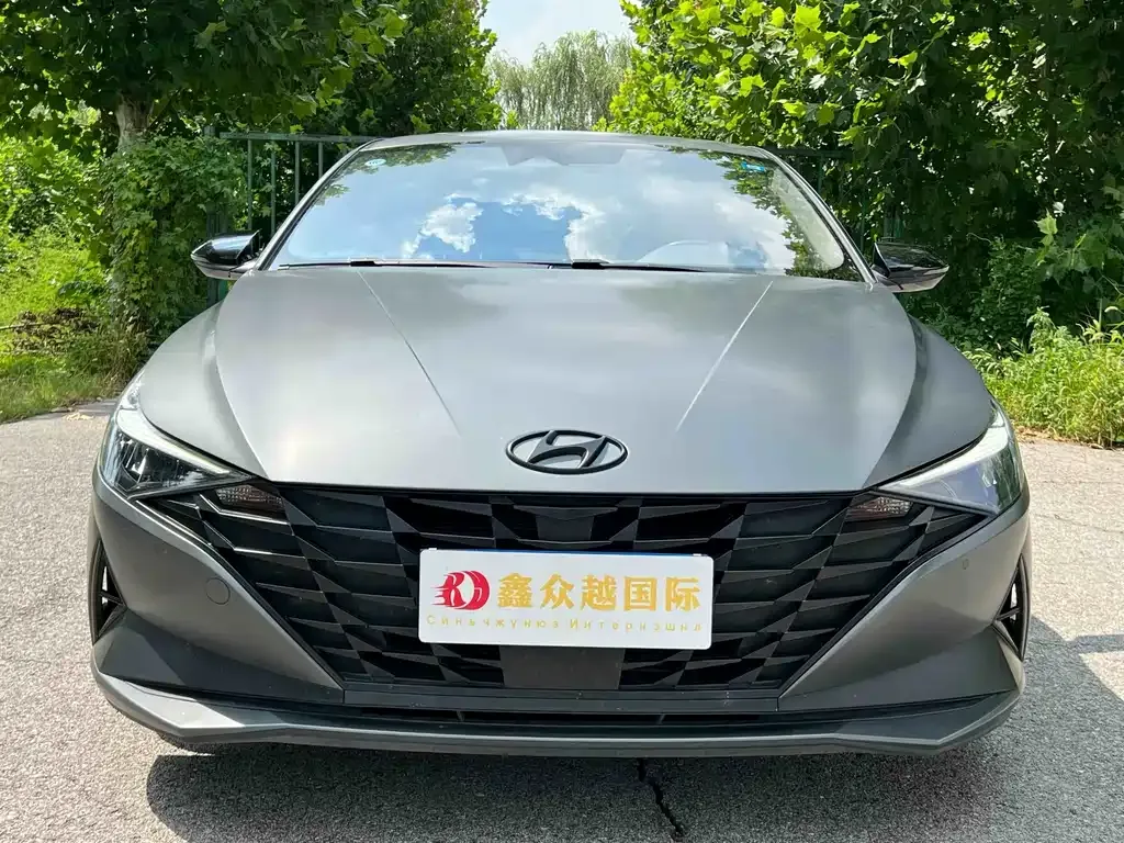 Hyundai Elantra — фото 7