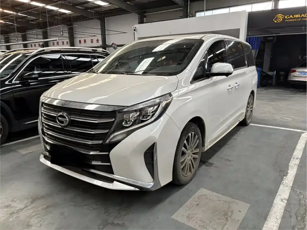 GAC Motor Trumpchi M8 — фото 1