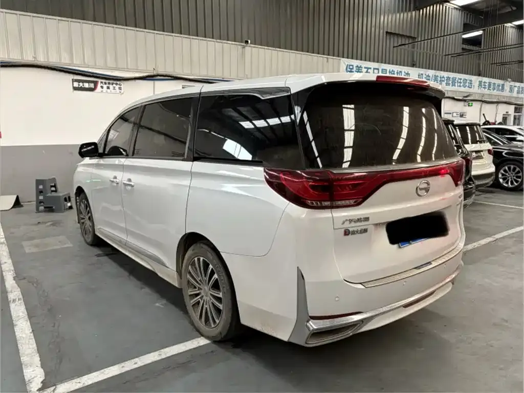 GAC Motor Trumpchi M8 — фото 3