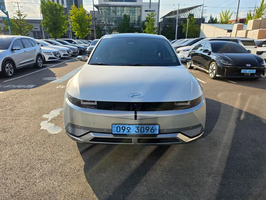Hyundai Ioniq5 — фото 1