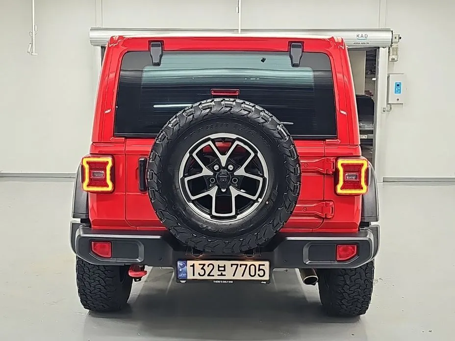 Jeep Wrangler — фото 4