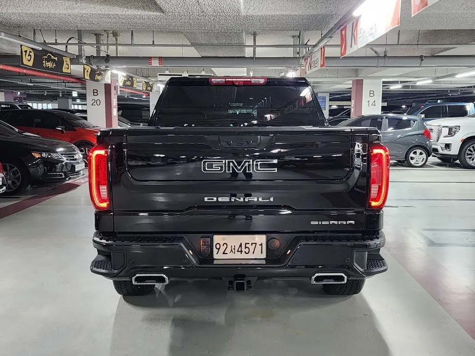 GMC Sierra — фото 3