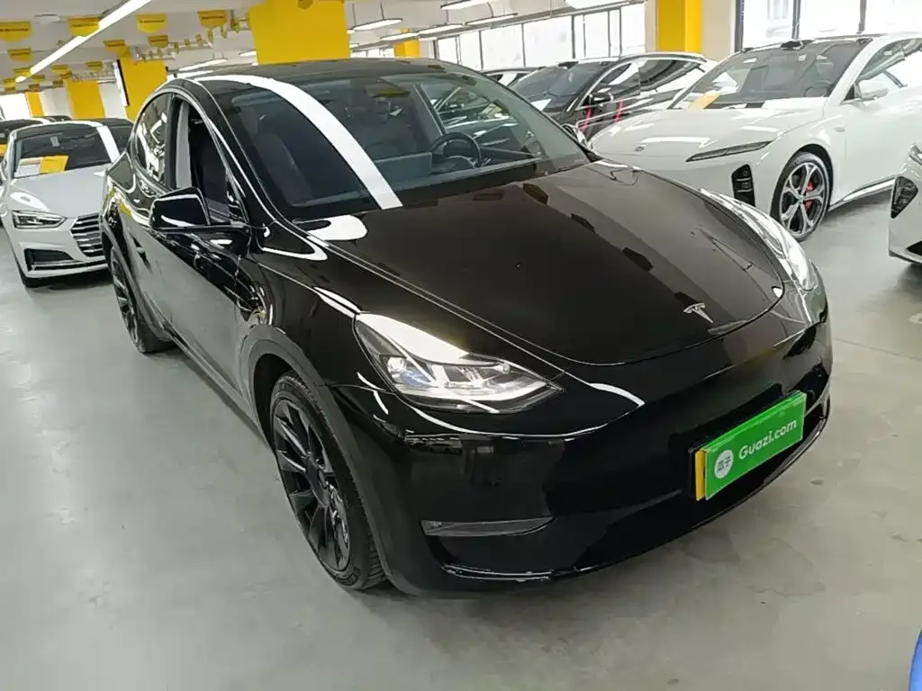 Tesla Model Y — фото 4