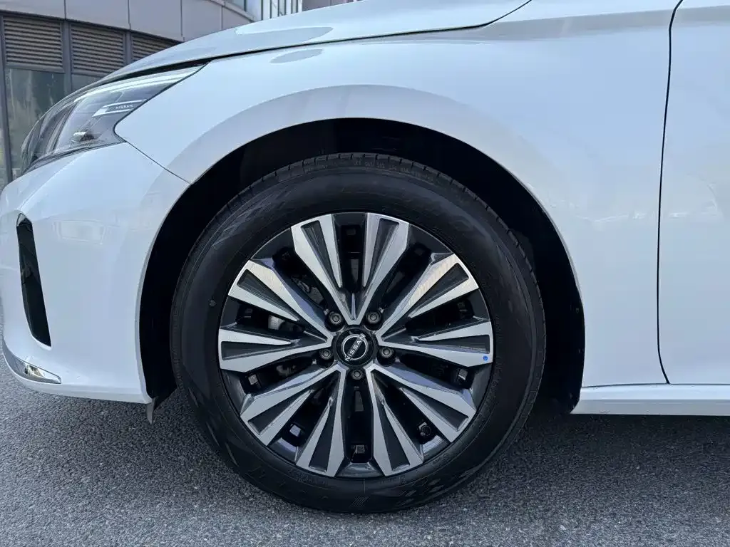 Nissan Teana — фото 3