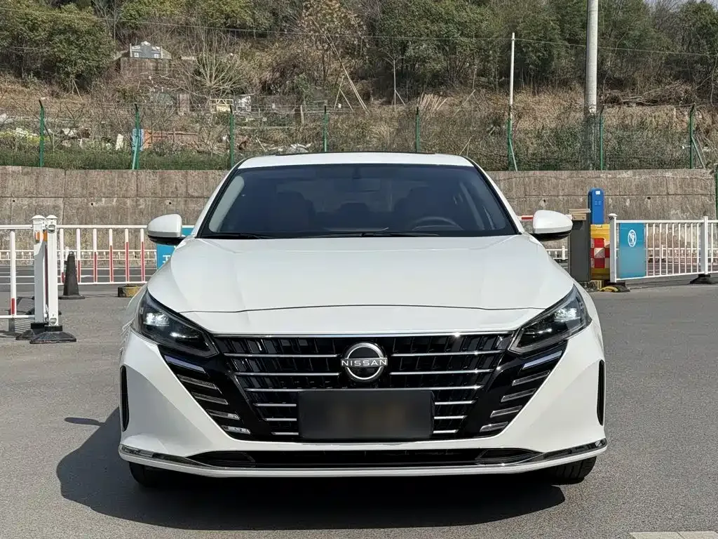 Nissan Teana — фото 10