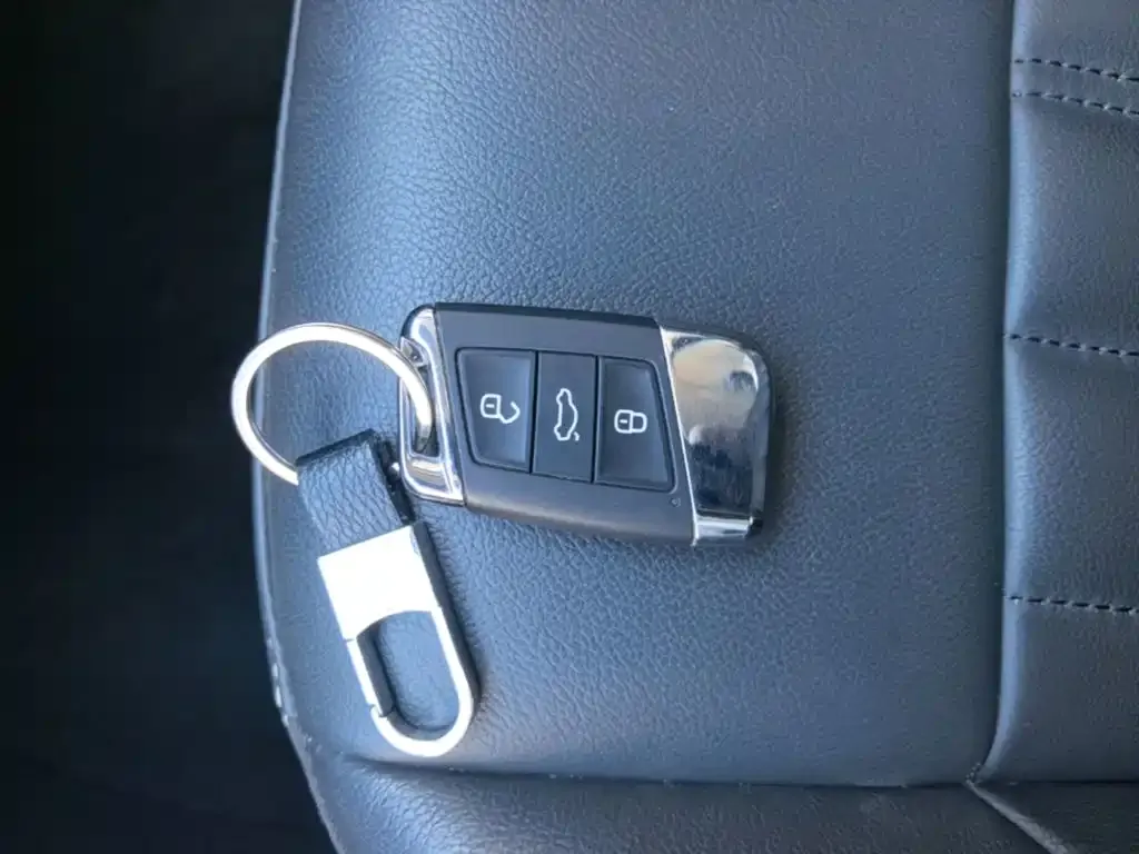 Volkswagen Passat — фото 3