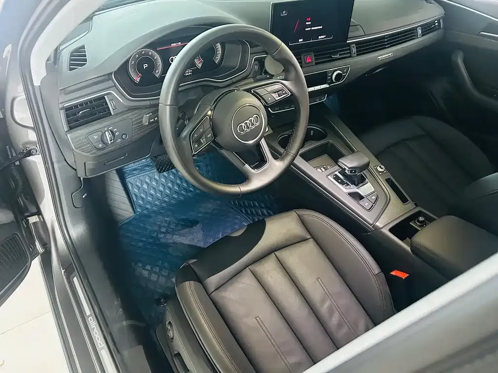 Audi A4 (Import) — фото 7