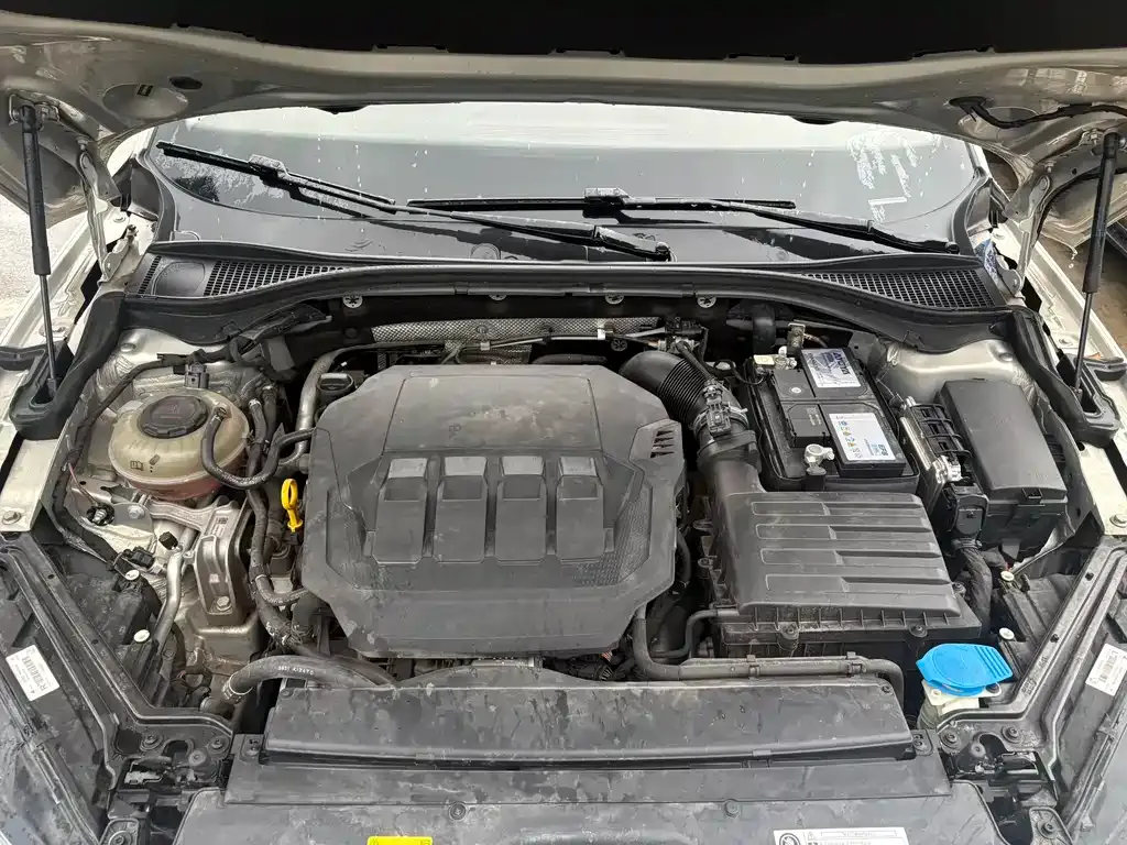 Skoda Superb — фото 8