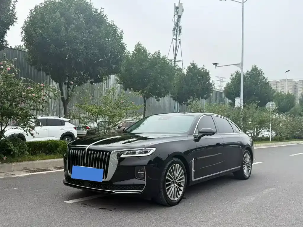 Hongqi H9 — фото 1