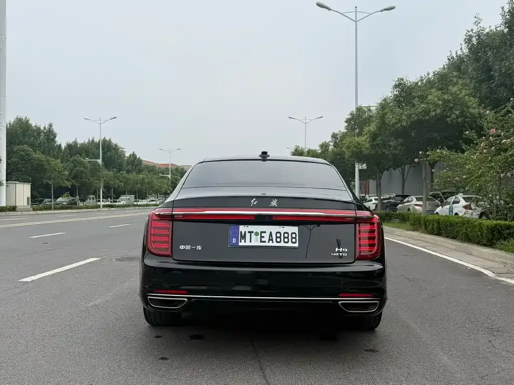 Hongqi H9 — фото 2