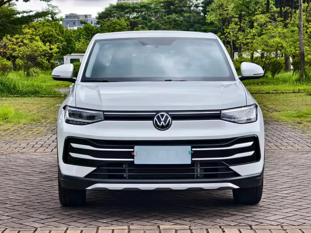 Volkswagen Tharu — фото 9