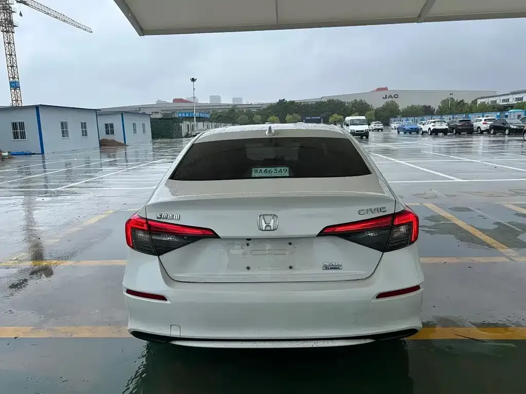 Honda Civic — фото 3