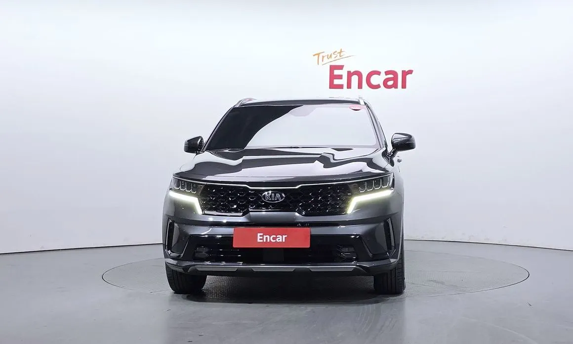 Kia Sorento — фото 5