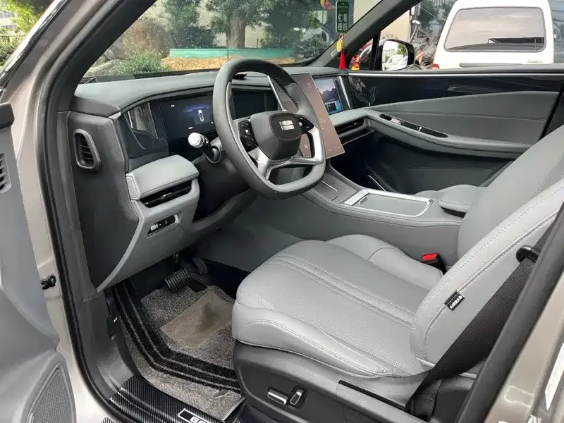 Geely Galaxy L7 — фото 4