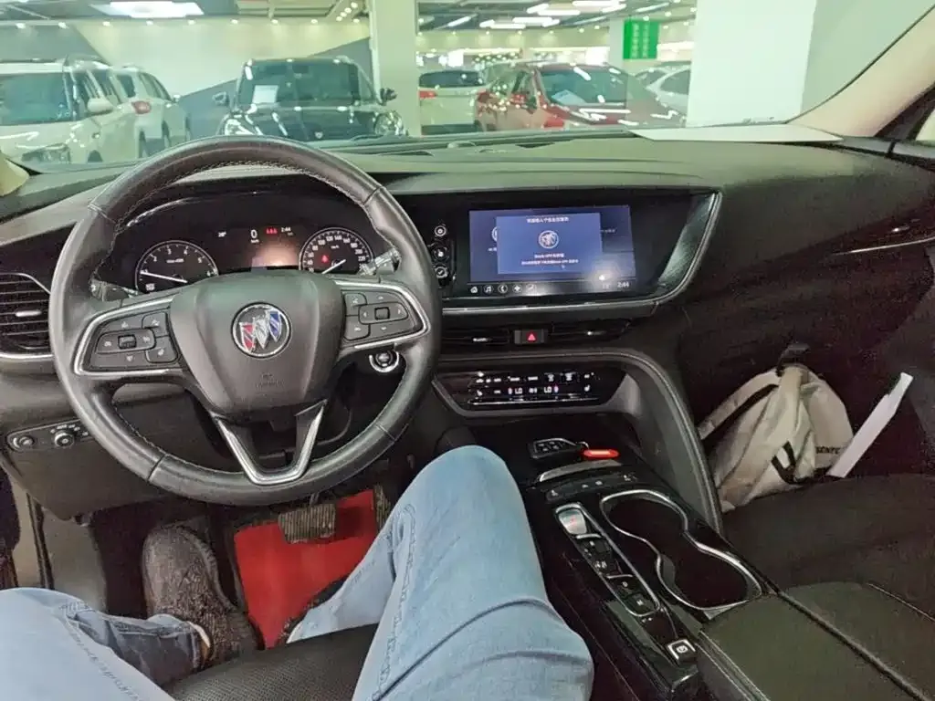 Buick Envision Plus — фото 7