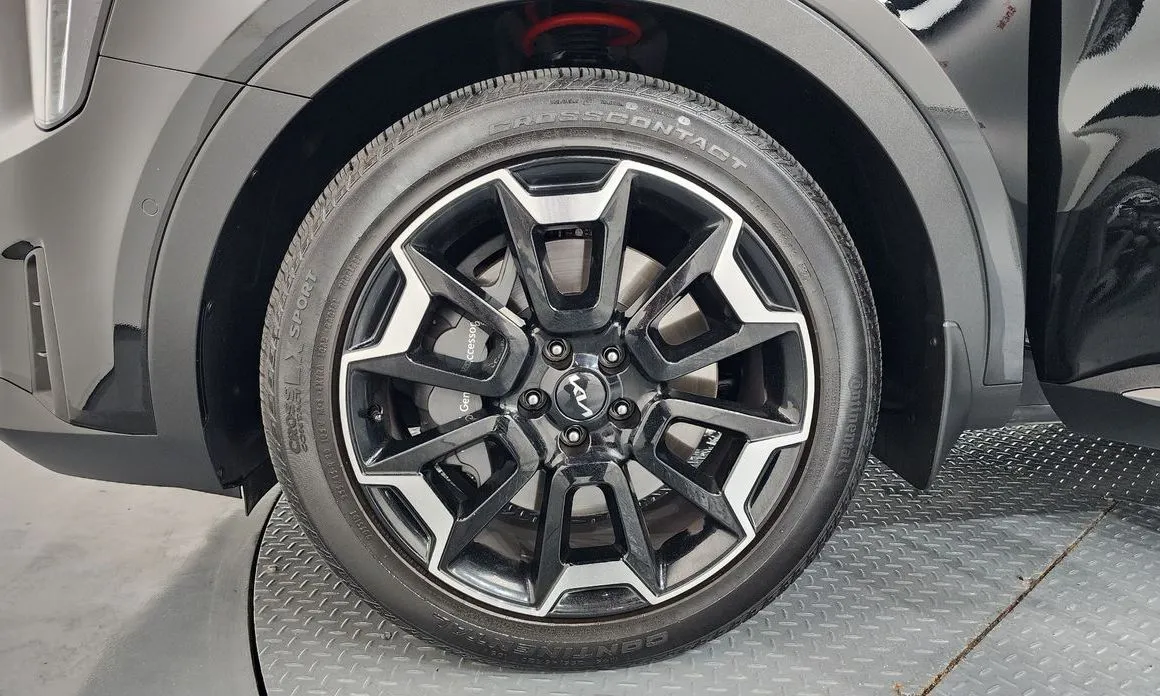 Kia Sorento — фото 7