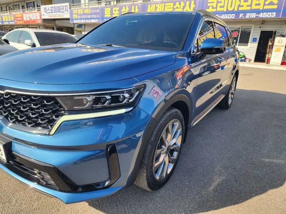 Kia Sorento — фото 10