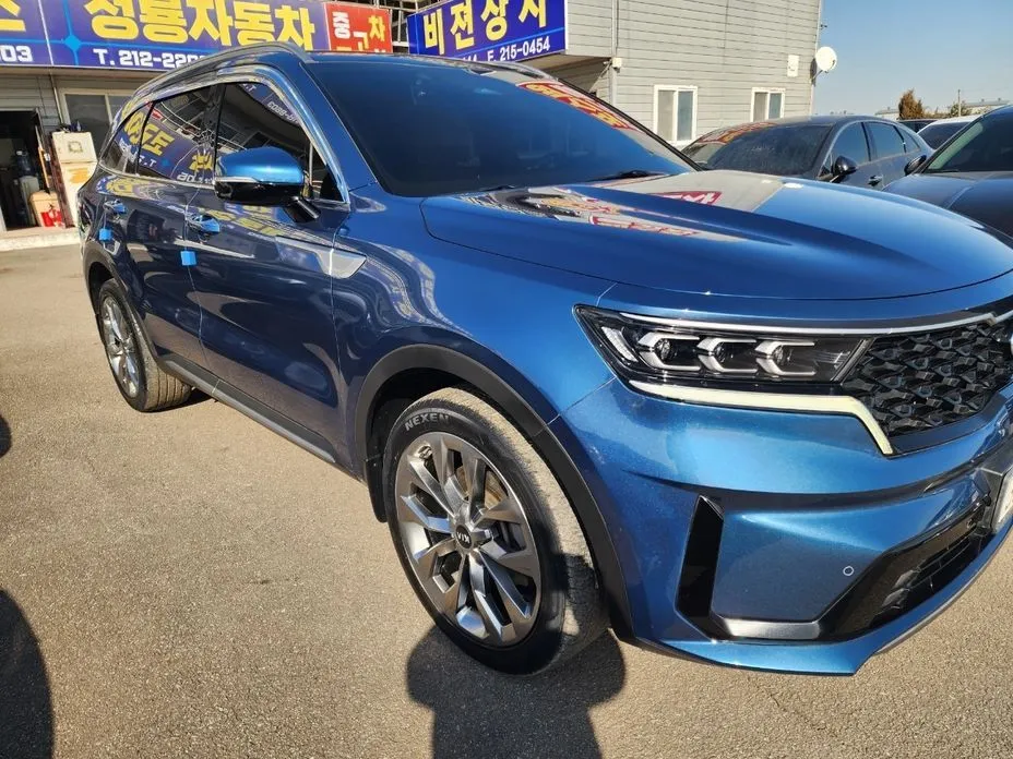 Kia Sorento — фото 7