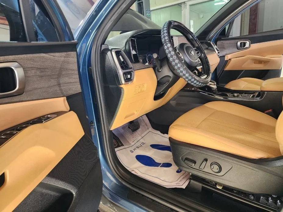 Kia Sorento — фото 4