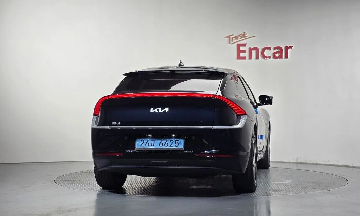Kia EV6 — фото 4