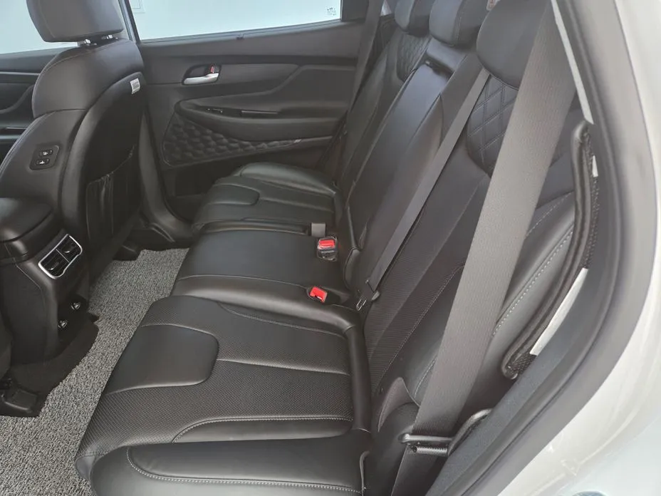 Hyundai Santafe — фото 2