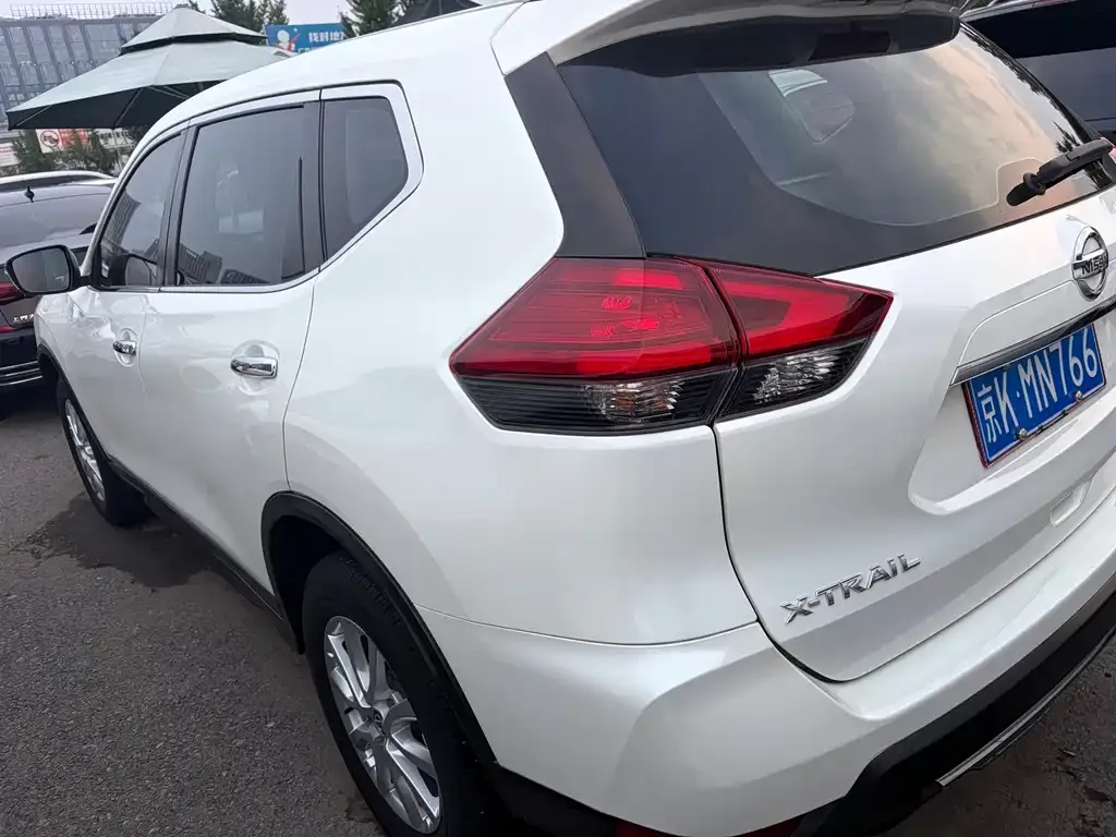 Nissan X-Trail — фото 3