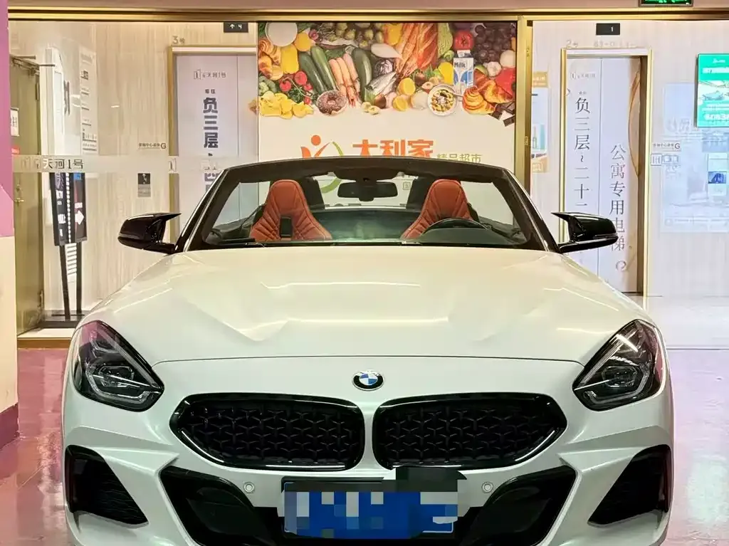 BMW Z4 — фото 9