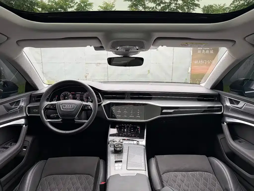 Audi A7L — фото 2