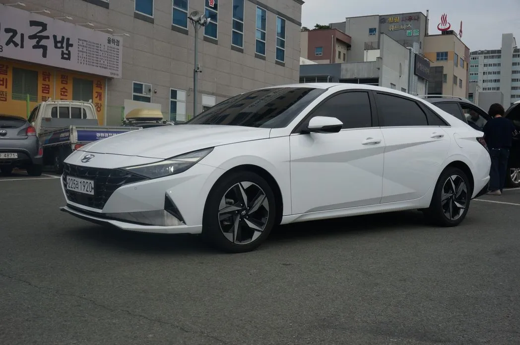 Hyundai AVANTE — фото 6