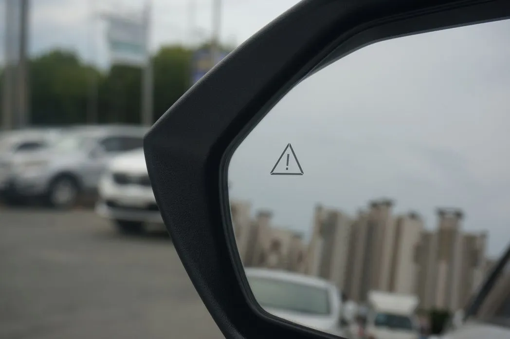 Hyundai AVANTE — фото 2