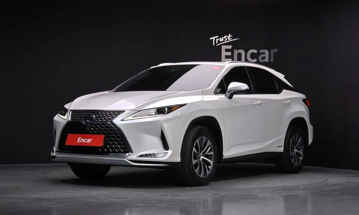 Lexus RX — фото 1